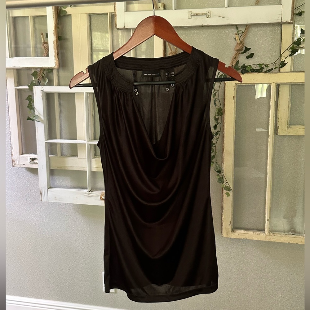 New York and Company sleeveless top